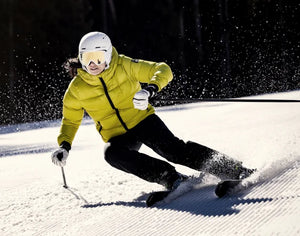 Power Ski - Anna Fenninger macht Schwung auf Race Carvern